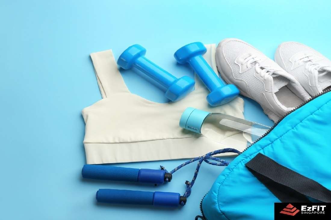 15 Essential Gym Bag Items Every Fitness Enthusiast Needs