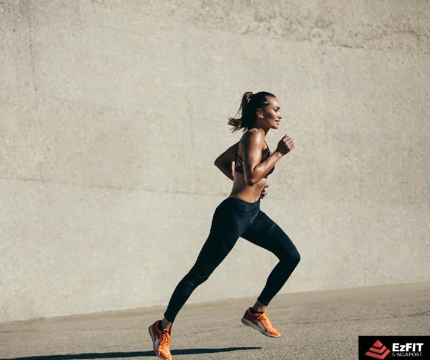 Discover 10 proven tips to improve your running performance. Learn training strategies, nutrition advice, and recovery techniques to run faster and stronger.