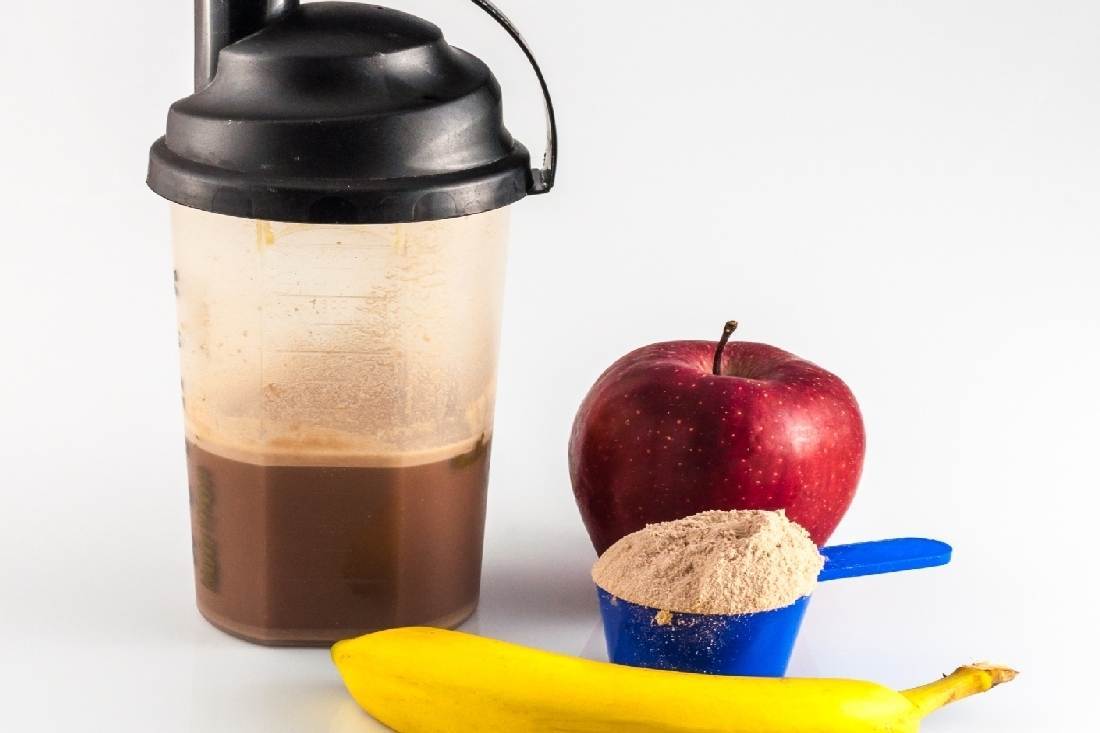 12 Healthy Snacks for Pre- and Post-Workout Fuel